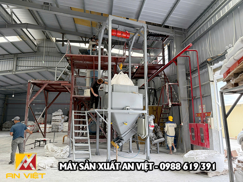 Lắp đặt cân định lượng bột đá 5 Phút/mẻ 330kg chính xác cao